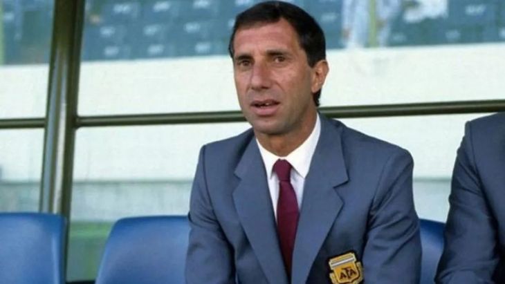 Carlos Salvador Bilardo, uno de los DT que sacaron campeona a la selección argentina de fútbol y que ha dejado varias historias que merecen ser rememoradas Carlos Salvador Bilardo, uno de los DT que sacaron campeona a la selección argentina de fútbol y que ha dejado varias historias que merecen ser rememoradas