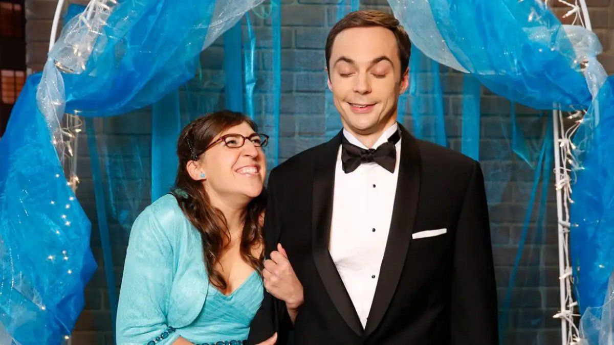Jim Parsons and Mayim Bialik will reprise their roles from “The Big Bang Theory” in “Young Sheldon”