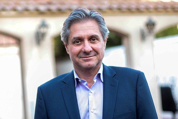 Tras un amague, todo da a entender que daza se queda en el gobierno de Milei. Tras un amague, todo da a entender que daza se queda en el gobierno de Milei.