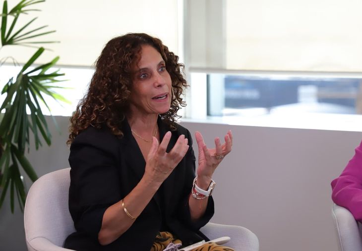 La gerenta de Sustentabilidad de Aeropuertos Argentina, Carolina Dal Bo, destacó la importancia de la eficiencia energética. La gerenta de Sustentabilidad de Aeropuertos Argentina, Carolina Dal Bo, destacó la importancia de la eficiencia energética.