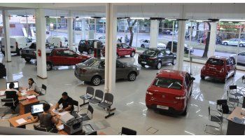 Paradoja: concesionarias pierden plata pese a boom de venta de autos