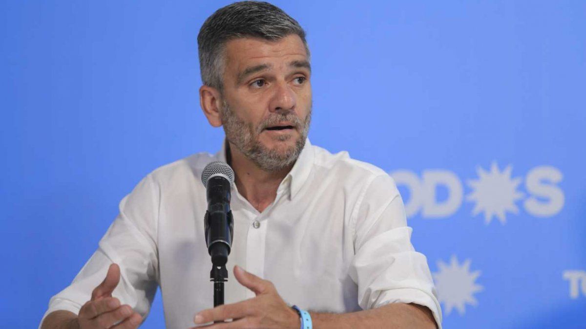 The Government prepares a plan to formalize 8 million people
