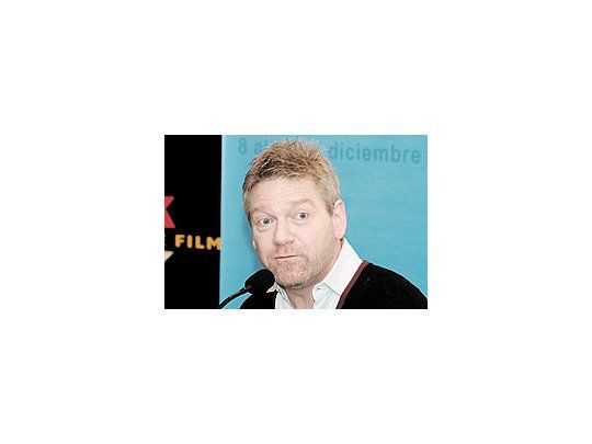 Kenneth Branagh gritó: «Viva Mozart» en Pinamar, pero -a causa de su pronunciación irlandesa-, muchos entendieron «Viva Boca».