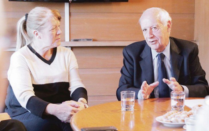 ámbito.com | PAG12-LAVAGNA-NA.jpg