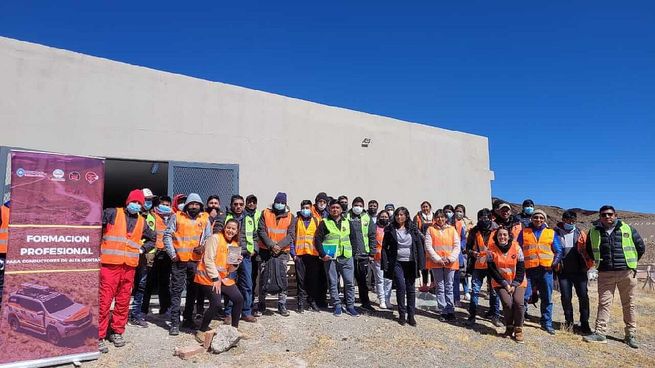 Luis Vacazur y otros integrantes de la Caprosemitp participarán el próximo 13 de noviembre en la Universidad Nacional de Salta del segundo Simposio de Inteligencia Artificial aplicada a la industria de minería, que organizan Once Diario y Prensa GeoMinera.