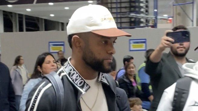 Miguel Angel Borja se reportó en CDMX para terminar de cerrar su contrato con Cruz Azul.