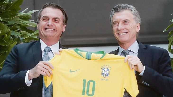 Simbiosis. El ultraderechista Jair Bolsonaro es el principal militante extranjero de la reelección de Macri.