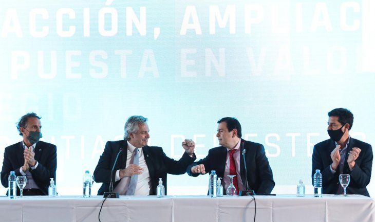 El presidente Alberto Fernández y el gobernador de Santiago del Estero, Gerardo Zamora.