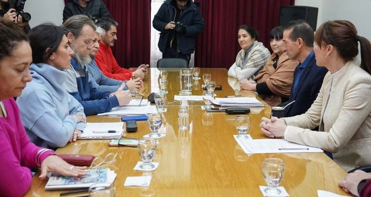 Reunión entre el gremio ATEN y el gobierno de Neuquén.