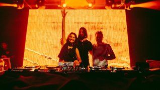 Anunnakis y Paul Oakenfold.