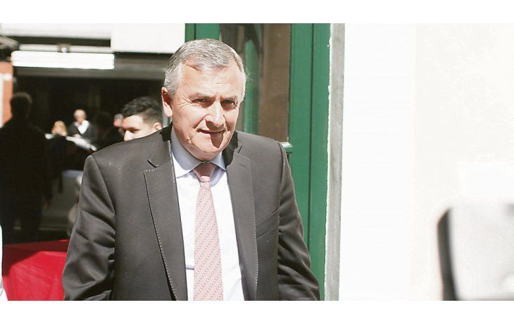 Avance. El gobernador Gerardo Morales impulsó esta iniciativa que generó polémica y puso en el centro el debate por la salud a extranjeros.