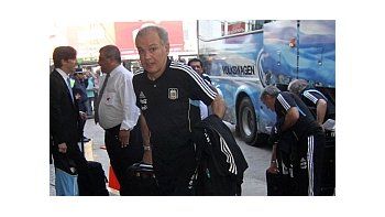 ámbito.com | Sabella confirmará el equipo luego del entrenamiento de la tarde.