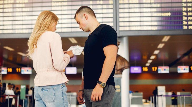 Además de retrasar el vuelo o generar problemas con el equipaje, puede significar una costosa multa.