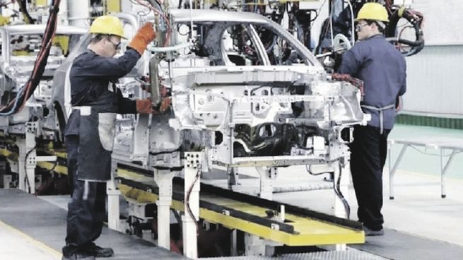 impacto. Las terminales son grandes importadoras de autopartes.