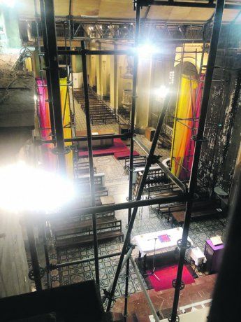 pag32-iglesia2.jpg
