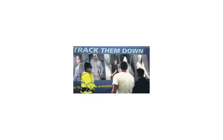 ámbito.com | La Policía Metropolitana de Londres (Scotland Yard) sigue mostrándose omnipresente en la capital del Reino Unido para evitar la repetición de los disturbios de la semana pasada.