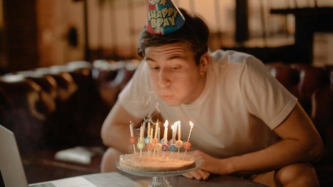 La verdad detrás de no querer festejar tu cumpleaños, según la psicología. 