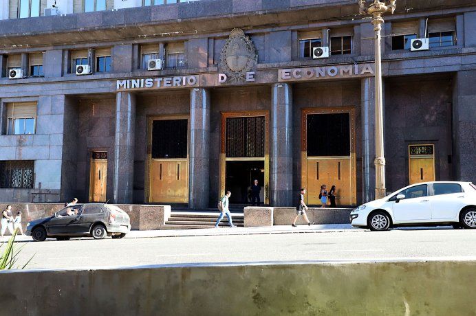 Cabe recordar que la primera licitación del programa de repos con bancos internacionales fue realizada en diciembre de 2024