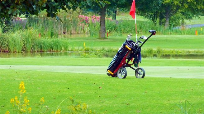 El Bushnell Wingman HD revoluciona el golf con métricas en tiempo real, GPS integrado y diseño pensado para jugadores que buscan precisión y autonomía.