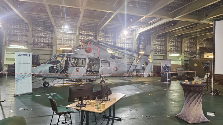 El helicóptero AS365 Dauphin, francés, que se ofertó a la Argentina. El helicóptero AS365 Dauphin, francés, que se ofertó a la Argentina.