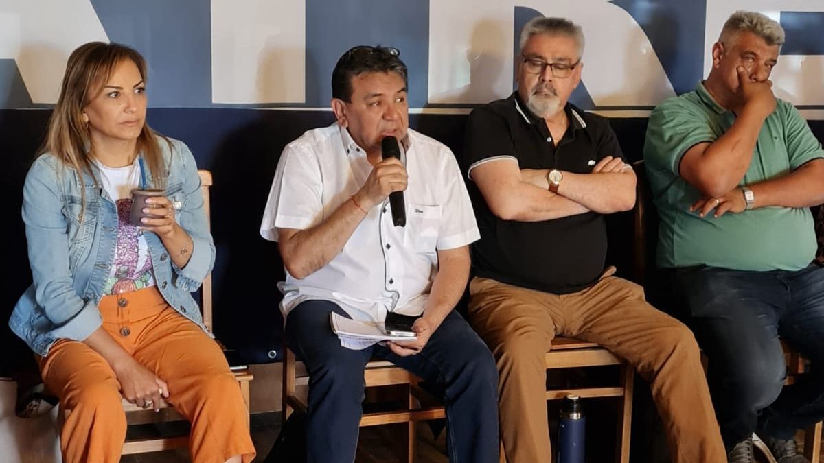 La UATRE reclama reapertura de paritarias y bono de $100 mil para los peones rurales