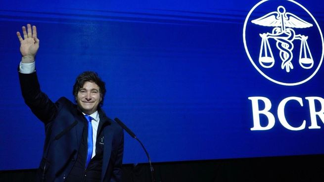 Javier Milei protagonizó la disertación por el 141° aniversario de la Bolsa de Comercio de Rosario.