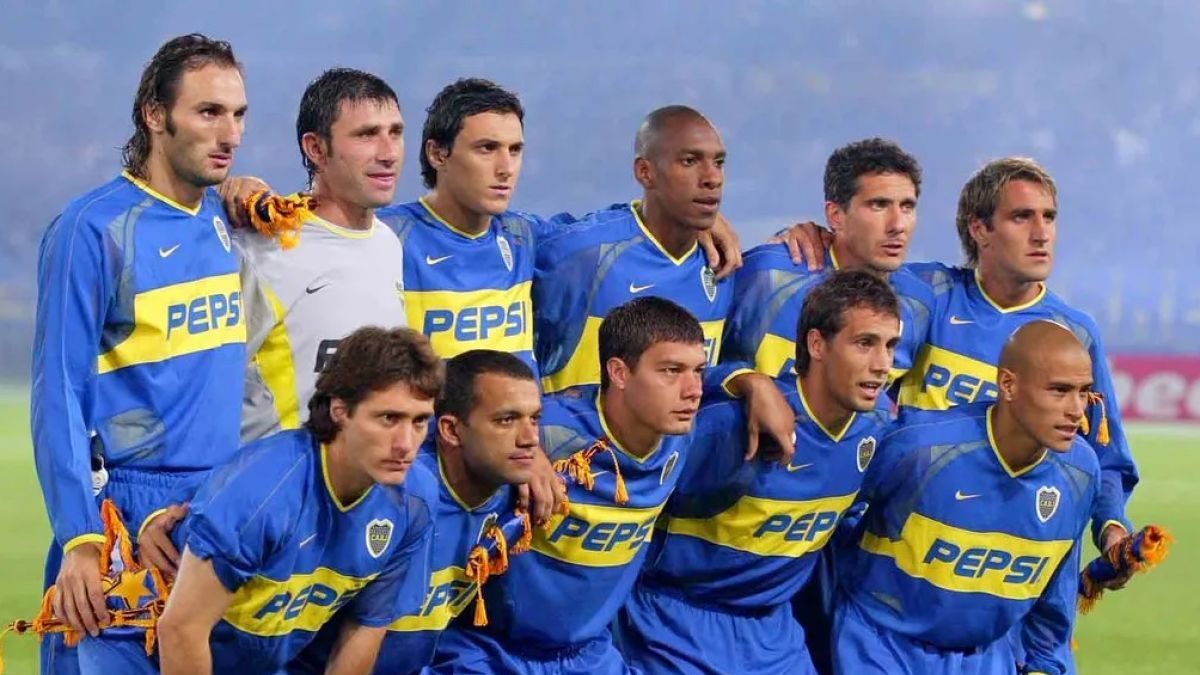 He was world champion with Boca, escaped a war and left football to devote himself to finances