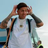 La Selección argentina partió rumbo a Nueva York donde disputará la final del Mundial el próximo domingo.