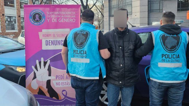 El agresor fue detenido.