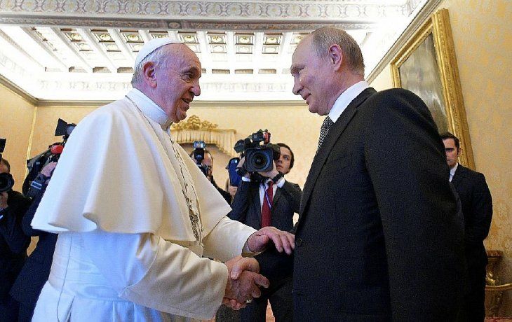 el papa francisco fue a la embajada rusa en el vaticano a intentar mediar tras el ataque a ucrania