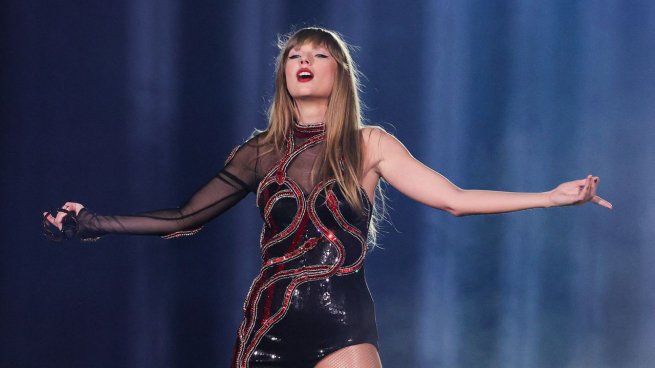 Taylor Swift Announces ‘Eras ​​Tour’ Movie