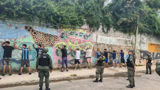 A través del trabajo coordinado entre fuerzas nacionales, provinciales y municipales, el Municipio continúa consolidando una estrategia integral de seguridad que permite intervenir de manera eficaz en zonas críticas y dar respuesta a las demandas de los vecinos. A través del trabajo coordinado entre fuerzas nacionales, provinciales y municipales, el Municipio continúa consolidando una estrategia integral de seguridad que permite intervenir de manera eficaz en zonas críticas y dar respuesta a las demandas de los vecinos.