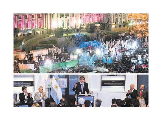 Militantes K se reunieron anoche frente al Congreso para celebrar el fallo de la Corte: habló Martín Sabbatella. En Casa Rosada, varios ministros aparecieron en un acto encabezado por el vice Amado Boudou.