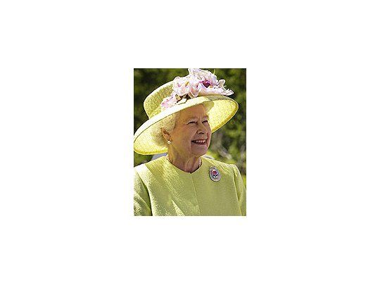 Parece que la reina no llega a fin de mes.