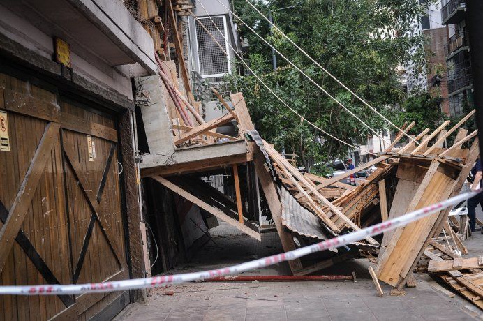 El derrumbe de la obra en la calle José Antonio Cabrera al 3300.