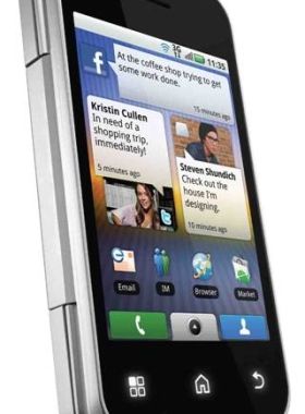 Motorola traerá a la Argentina su nuevo teléfono con Android (foto 2)