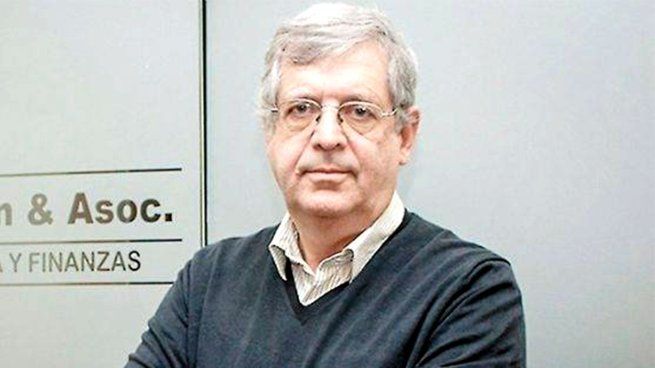 El exviceministro de Economía apuntó directamente contra las bandas de flotación.