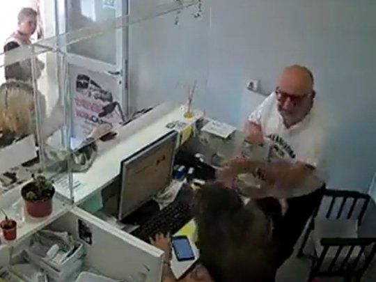 El jubilado es un militante de Derechos Humanos&nbsp;