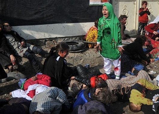 Más de 50 muertos y un centenar de heridos por atentados en Afganistán (foto 1)