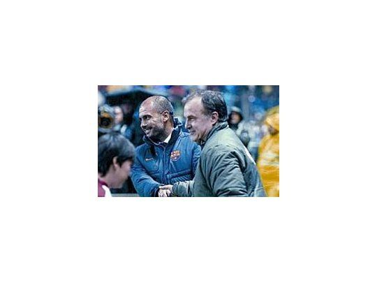 Bielsa es uno de los candidatos que tiene Barcelona para cuando se aleje Guardiola.