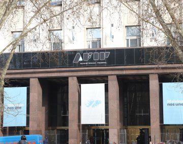 Denuncian contrataciones irregulares en la AFIP durante la gestión de Abad y Cuccioli
