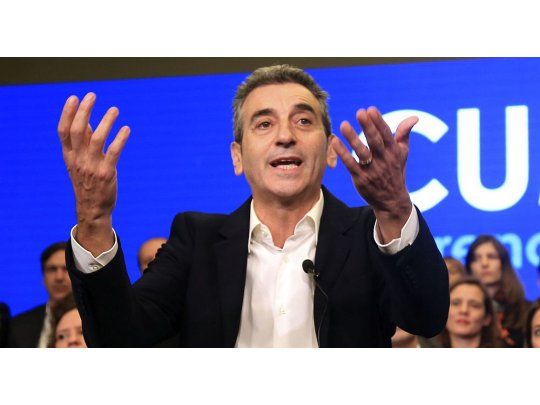 El precandidato de Cumplir afirmó que hay un enfriamiento de la economía.
