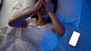 Dormir con la luz prendida es malo para tu salud. Dormir con la luz prendida es malo para tu salud.