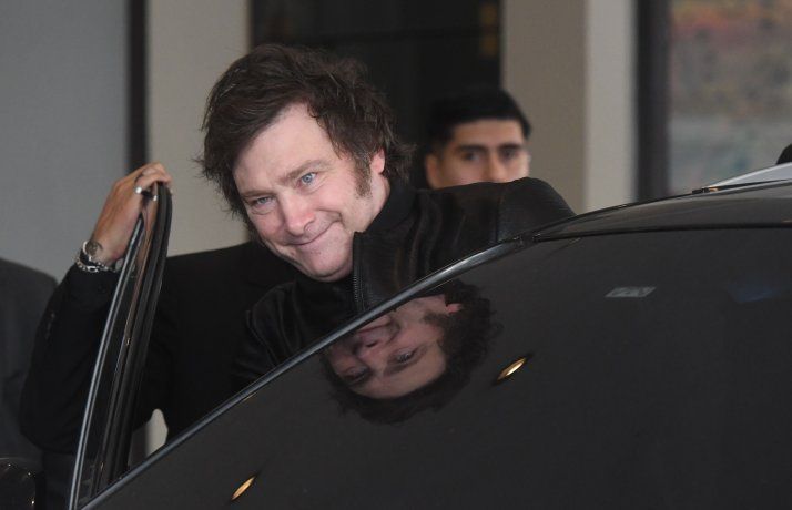 Javier Milei se retiró a las 9.30 del Hotel Libertador. Javier Milei se retiró a las 9.30 del Hotel Libertador.