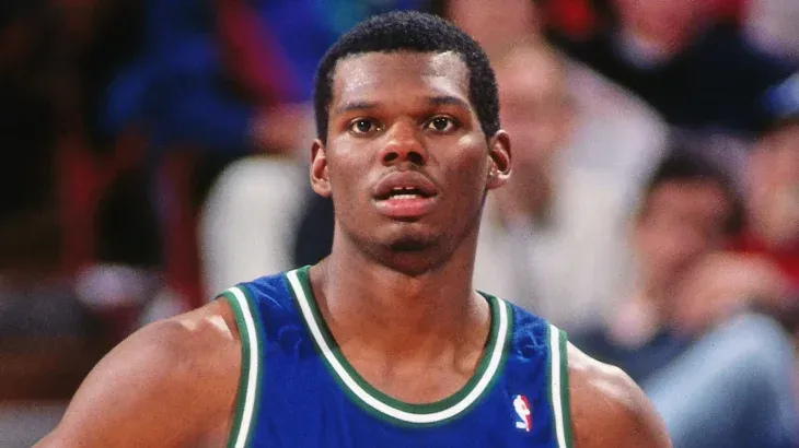 Mashburn tuvo un buen paso por el básquet, aunque su talento estuvo en la forma de invertir su dinero. Mashburn tuvo un buen paso por el básquet, aunque su talento estuvo en la forma de invertir su dinero.