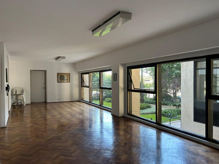 Uno de los palieres de circulación común Uno de los palieres de circulación común