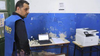 Escrutinio provisorio en manos de Smartmatic, en el ojo de la tormenta.