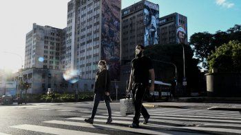 coronavirus en argentina: 6 muertos en un dia y el total de victimas ascendio a 95