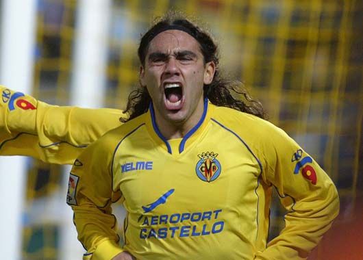 Gol. Un defensor con llegada, acostumbrado a gritar gol.