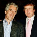 Si bien ambos fueron amigos durante años, el presidente declaró que se distanciaron a principios del 2000. Si bien ambos fueron amigos durante años, el presidente declaró que se distanciaron a principios del 2000.